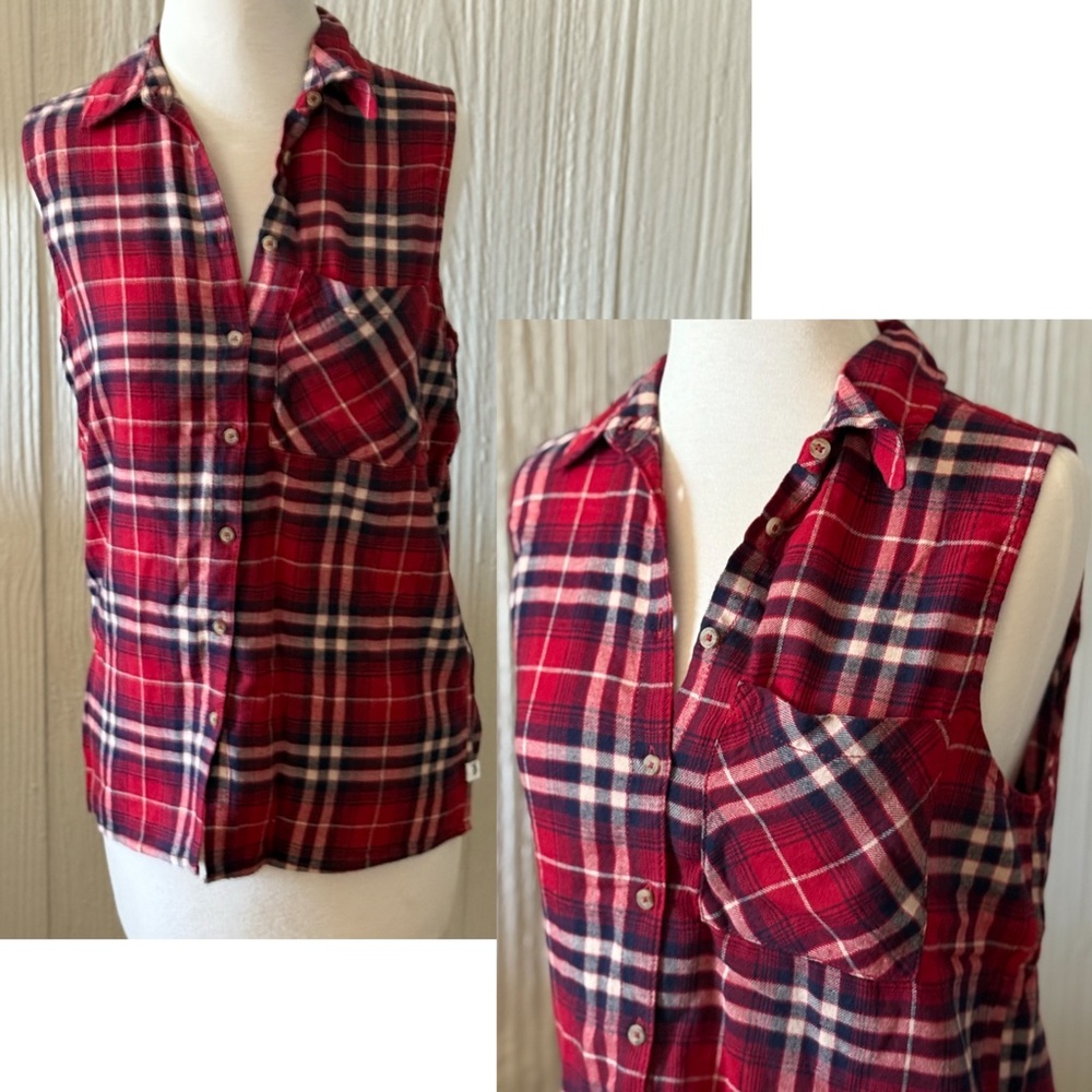 Garage Red and Blue Plaid Sleeveless Button Down Top Size XS